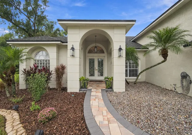 Photo 4 of Single family home for sale at 721 Fayette Pl, Lutz, FL 33549 | MLS# TB8555351 | Listing updated on 2026-10-20