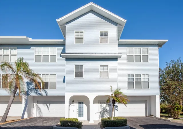 Photo 1 of Condo for sale at 3917 Cape Haze Dr #601, Rotonda West, FL 33947 | MLS# D6149048 | Listing updated on 2026-10-07