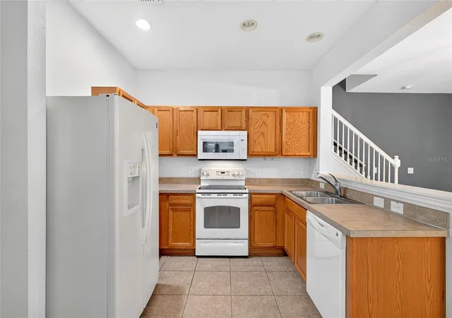 Photo 4 of Single family home for sale at 4106 SW 54th Circle, Ocala, FL 34474 | MLS# O6447618 | Listing updated on 2026-10-08