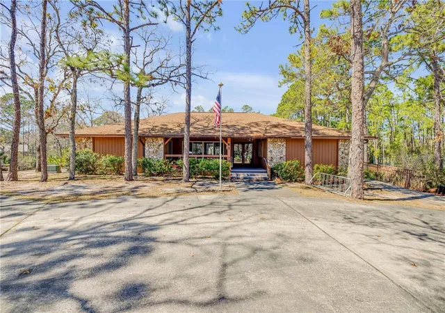 Photo 1 of Sale Pending at 109 Cypress Pond Rd, Port Orange, FL 32128 | MLS# L4965581 | Listing updated on 2026-10-07