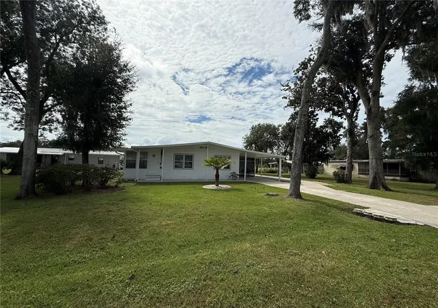 Photo 1 of Manufactured home for sale at 26 S Bobwhite Rd, Wildwood, FL 34785 | MLS# G5118703 | Listing updated on 2026-10-07