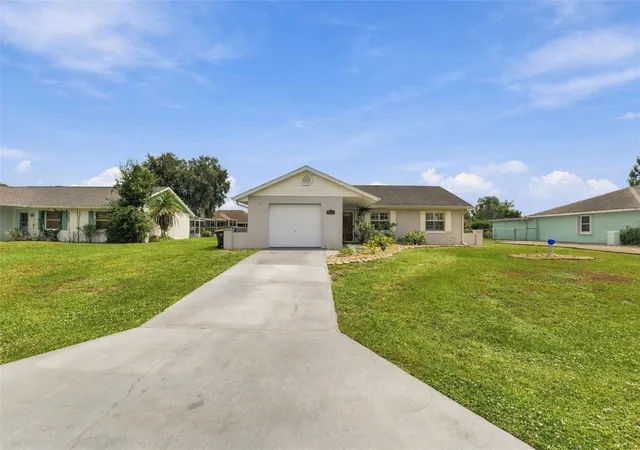 Photo 3 of Single family home for sale at 4206 Loquat Rd, Sebring, FL 33875 | MLS# TB8555381 | Listing updated on 2026-10-09