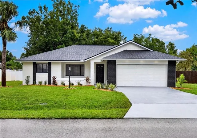 Photo 4 of Single family home for sale at 50 Blairsville Dr, Palm Coast, FL 32137 | MLS# FC321936 | Listing updated on 2026-10-09