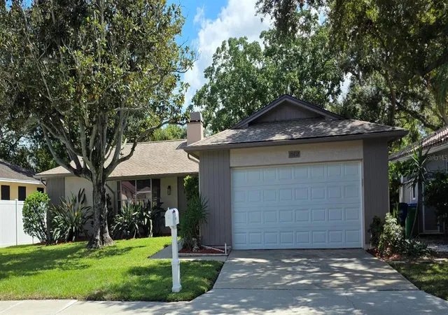 Photo 1 of Single family home for sale at 10617 Seminole Forest St E, Seminole, FL 33778 | MLS# O6447634 | Listing updated on 2026-10-07