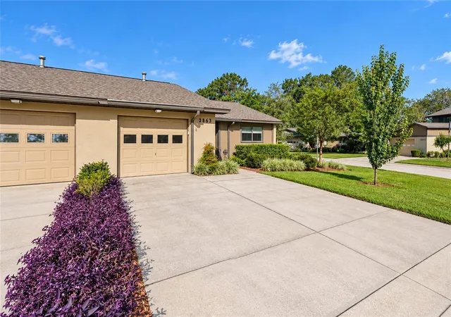 Photo 1 of House for sale at 3863 NE 17th Street Cir, Ocala, FL 34470 | MLS# OM733525 | Listing updated on 2026-10-24