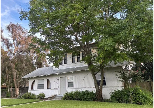 Single family home for sale at 640 Ave I NW, WINTER HAVEN, FL 33881 | MLS# P4940086