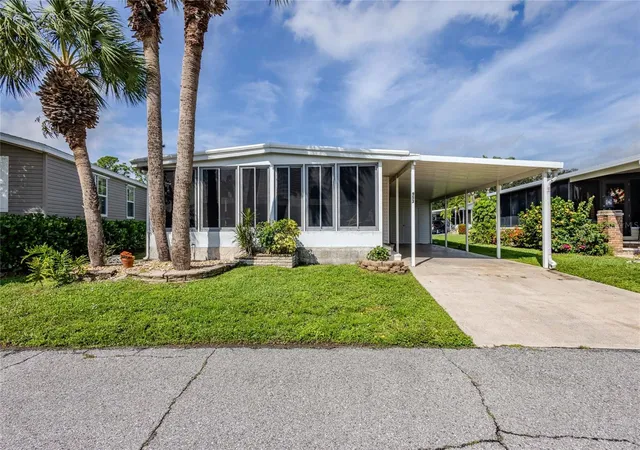 Photo 1 of Manufactured home for sale at 2100 Kings Hwy #953, Port Charlotte, FL 33980 | MLS# C7531616 | Listing updated on 2026-10-15