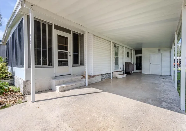 Photo 2 of Manufactured home for sale at 2100 Kings Hwy #953, Port Charlotte, FL 33980 | MLS# C7531616 | Listing updated on 2026-10-15