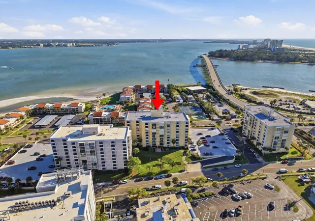 Photo 4 of Condo for sale at 830 S Gulfview Blvd #604, Clearwater Beach, FL 33767 | MLS# TB8555396 | Listing updated on 2026-10-27
