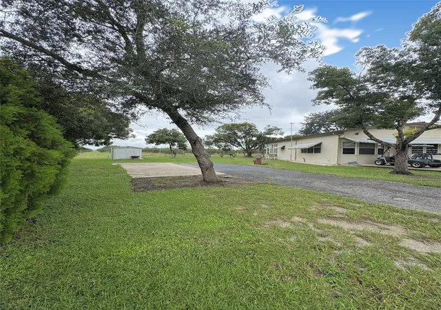 Photo 1 of Land for sale at 12 Saddlebag Trl N, Lake Wales, FL 33898 | MLS# D6149053 | Listing updated on 2026-10-09