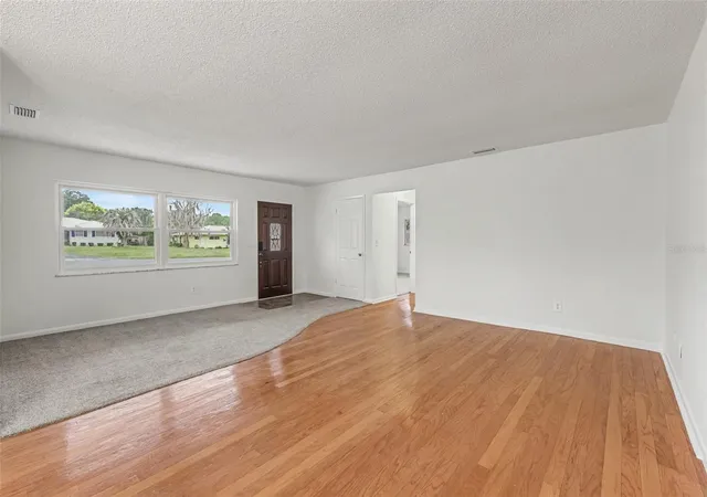 Photo 3 of Single family home for sale at 410 Hiawatha Ave, Inverness, FL 34452 | MLS# O6447642 | Listing updated on 2026-10-07