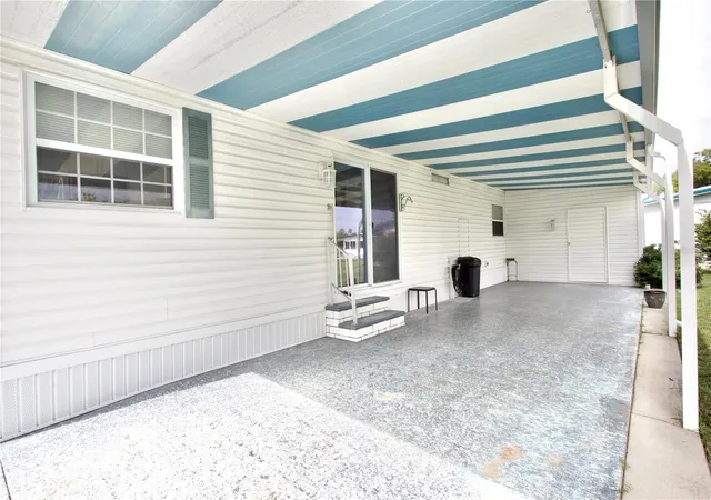 Photo 1 of Manufactured home for sale at 5005 French Cir, New Port Richey, FL 34653 | MLS# W7890127 | Listing updated on 2026-10-07