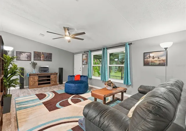 Photo 1 of Manufactured home for sale at 17220 NE 28th Street, Williston, FL 32696 | MLS# OM733531 | Listing updated on 2026-10-08