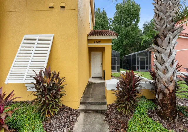 Photo 3 of Townhouse for sale at 4747 Ormond Beach Way, Kissimmee, FL 34746 | MLS# O6447647 | Listing updated on 2026-10-08