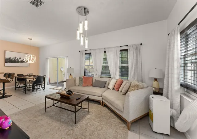 Photo 4 of Townhouse for sale at 4747 Ormond Beach Way, Kissimmee, FL 34746 | MLS# O6447647 | Listing updated on 2026-10-08