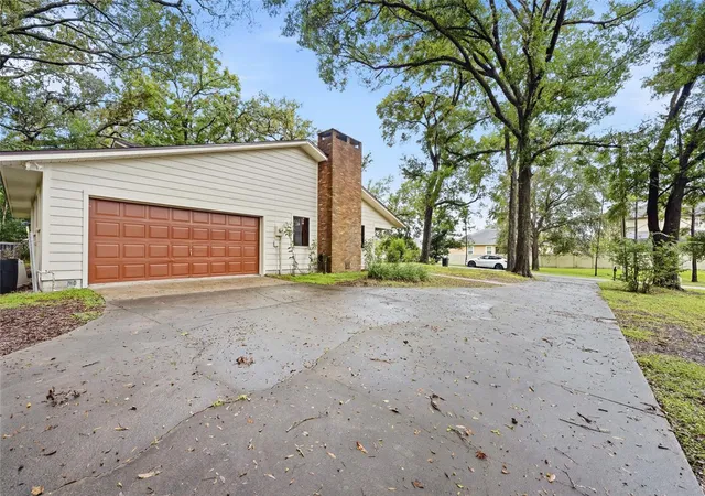 Photo 3 of Single family home for sale at 2439 Royal Rd, Deland, FL 32724 | MLS# O6447648 | Listing updated on 2026-10-09