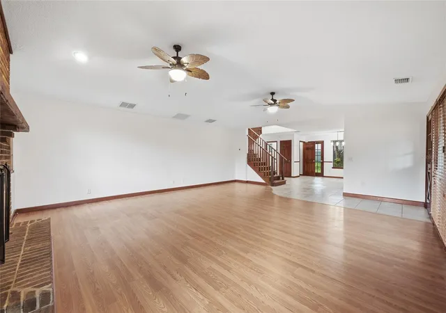Photo 3 of Single family home for sale at 2439 Royal Rd, Deland, FL 32724 | MLS# O6447648 | Listing updated on 2026-10-09