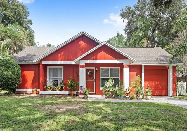 Photo 1 of Single family home for sale at 7805 Hyacinth Dr, Orlando, FL 32835 | MLS# O6447650 | Listing updated on 2026-10-20