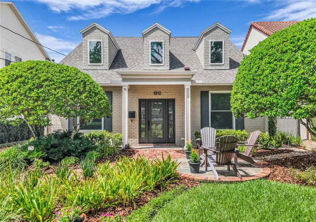 Photo 1 of Single family home for sale at 1910 Gerda Ter, Orlando, FL 32804 | MLS# O6447653 | Listing updated on 2026-10-08