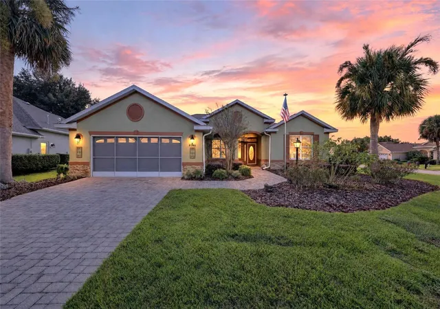 Photo 3 of Single family home for sale at 8346 SW 84th Place Rd, Ocala, FL 34481 | MLS# OM733533 | Listing updated on 2026-10-07