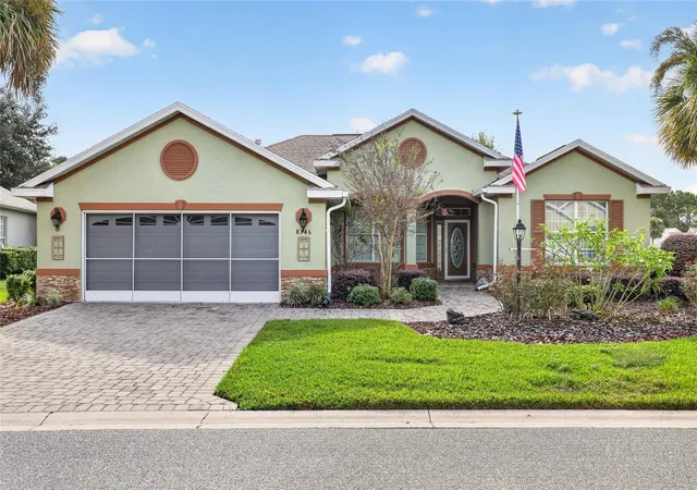Photo 4 of Single family home for sale at 8346 SW 84th Place Rd, Ocala, FL 34481 | MLS# OM733533 | Listing updated on 2026-10-07