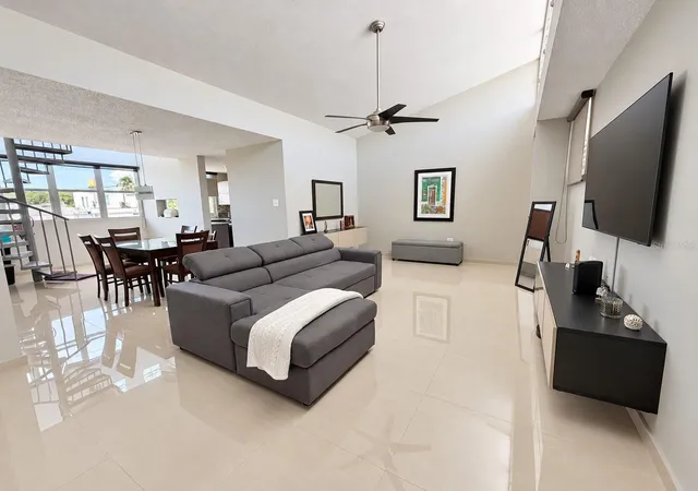 Photo 2 of Sale Pending at 291 Avenida Santa Ana, Guaynabo, PR 00969 | MLS# PR9124762 | Listing updated on 2026-10-19