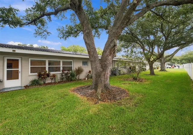 Photo 3 of House for sale at 11200 102nd Avenue #64, Seminole, FL 33778 | MLS# TB8555415 | Listing updated on 2026-10-08