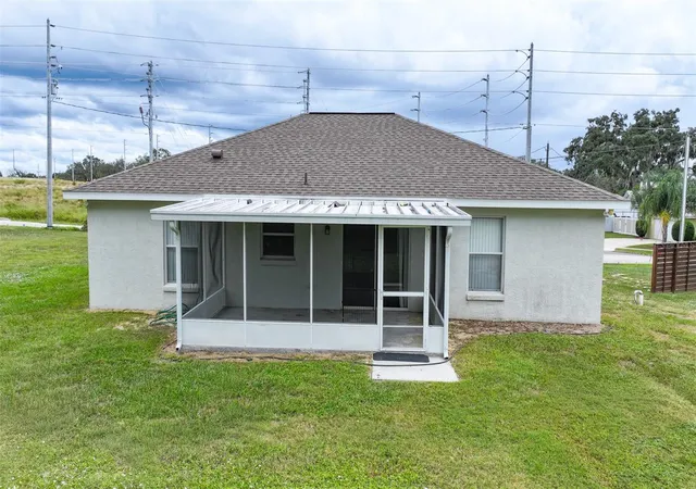 Photo 3 of Single family home for sale at 1420 Hiawatha Ave, Sebring, FL 33870 | MLS# C7531621 | Listing updated on 2026-10-07