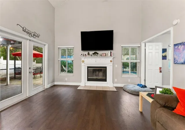 Photo 3 of Single family home for sale at 1621 Spinning Wheel Dr, Lutz, FL 33559 | MLS# TB8555429 | Listing updated on 2026-10-09