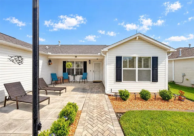 Photo 2 of Single family home for sale at 954 Barrymoore Loop, The Villages, FL 32162 | MLS# G5118711 | Listing updated on 2026-10-09