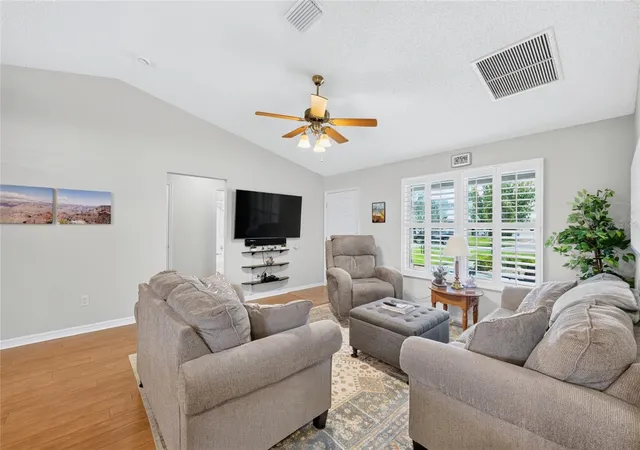 Photo 4 of Single family home for sale at 954 Barrymoore Loop, The Villages, FL 32162 | MLS# G5118711 | Listing updated on 2026-10-09