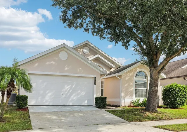 Photo 3 of Single family home for sale at 558 Brayton Ln, Davenport, FL 33897 | MLS# TB8555434 | Listing updated on 2026-10-07