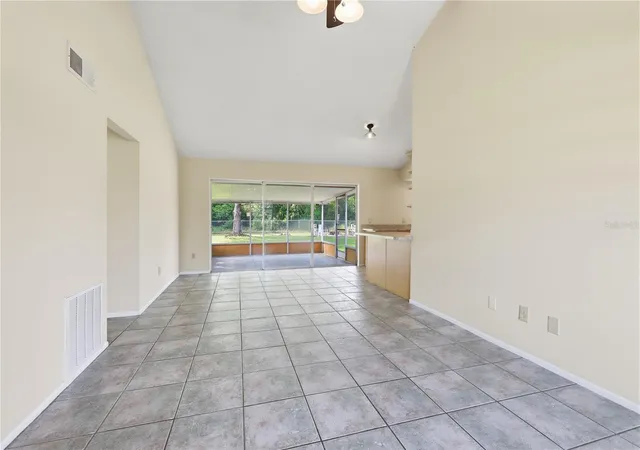 Photo 3 of Single family home for sale at 943 Marquette Ct, Deltona, FL 32725 | MLS# V4951677 | Listing updated on 2026-10-07