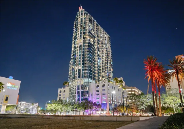 Listing Photo 2 - Condo for sale in Sky Point located at 777 N Ashley Dr, Tampa, FL 33602 - Unit #1704