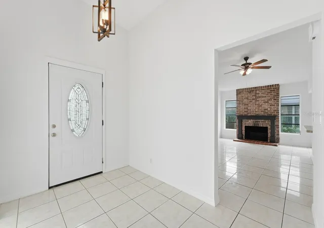 Photo 3 of Single family home for sale at 39 Chip Ct, Kissimmee, FL 34759 | MLS# A4708670 | Listing updated on 2026-10-09
