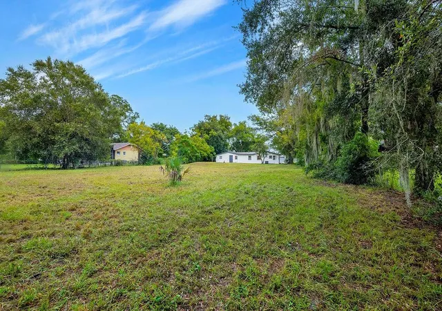 Photo 36 of Single family home for sale at 842 Dennis Ave, ORLANDO, FL 32807 | MLS# S5158977 | Listing updated on 2026-10-07