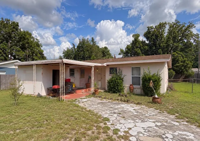 Photo 1 of Single family home for sale at 141 N Edgemon Ave, Winter Springs, FL 32708 | MLS# O6447685 | Listing updated on 2026-10-07