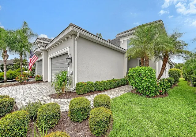 Photo 3 of Single family home for sale at 2984 Sky Blue Cvs, Bradenton, FL 34211 | MLS# A4708675 | Listing updated on 2026-10-07