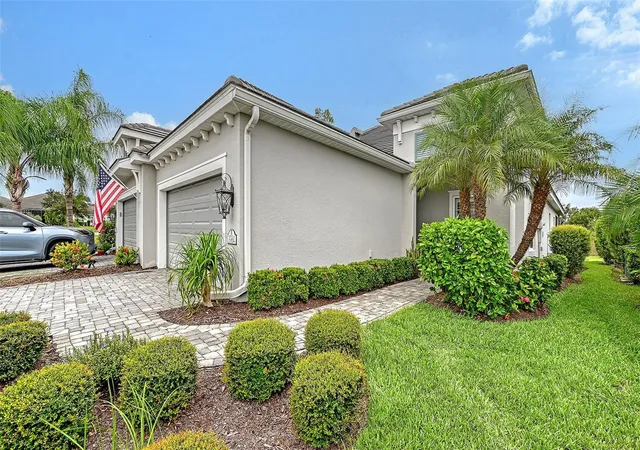 Photo 3 of House for sale at 2984 Sky Blue Cvs, Bradenton, FL 34211 | MLS# A4708675 | Listing updated on 2026-10-07