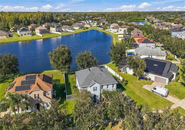 Photo 3 of Single family home for sale at 3899 Cedar Hammock Trl, Saint Cloud, FL 34772 | MLS# O6447689 | Listing updated on 2026-10-26