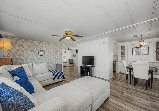 Photo 2 of Manufactured home for sale at 39820 US Hwy 19 N #160, Tarpon Springs, FL 34689 | MLS# TB8555452 | Listing updated on 2026-10-23