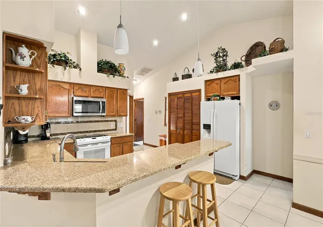 Photo 3 of Single family home for sale at 1539 Hawkesbury Ct, Winter Garden, FL 34787 | MLS# O6447692 | Listing updated on 2026-10-07
