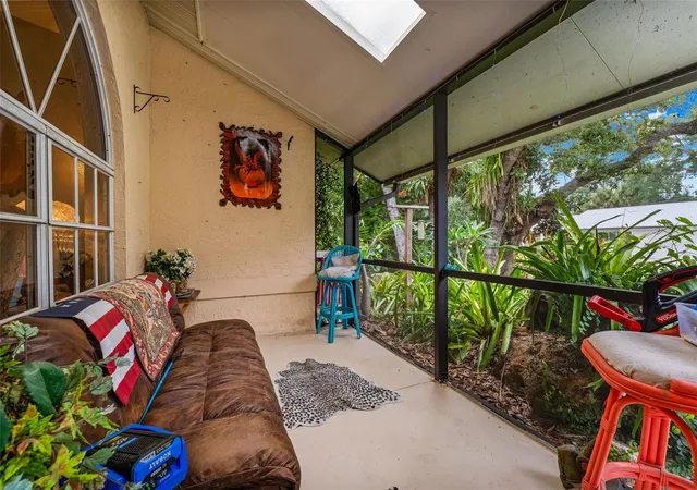 Photo 2 of Single family home for sale at 620 Burke Rd, Venice, FL 34293 | MLS# C7531625 | Listing updated on 2026-10-08