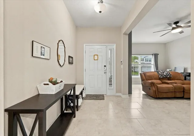 Photo 2 of Single family home for sale at 4885 Foxglove Cir, Lakeland, FL 33811 | MLS# L4965588 | Listing updated on 2026-10-20