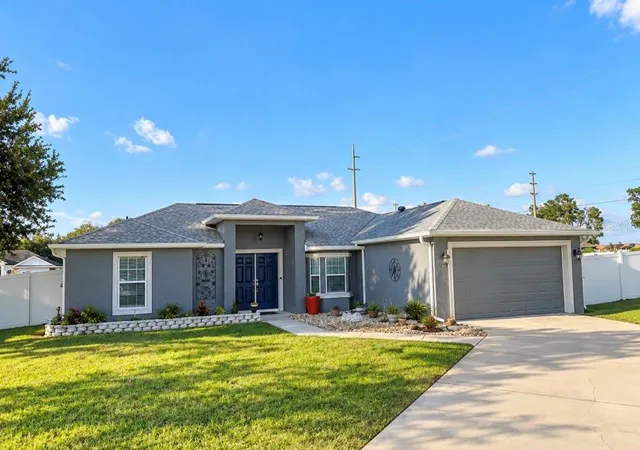 Photo 1 of Single family home for sale at 4915 Sw 99th Place, Ocala, FL 34476 | MLS# OM733543 | Listing updated on 2026-10-08