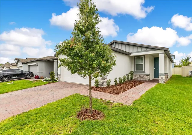 Photo 1 of Single family home for sale at 1831 Carnostie Rd, Winter Haven, FL 33884 | MLS# O6447701 | Listing updated on 2026-10-09