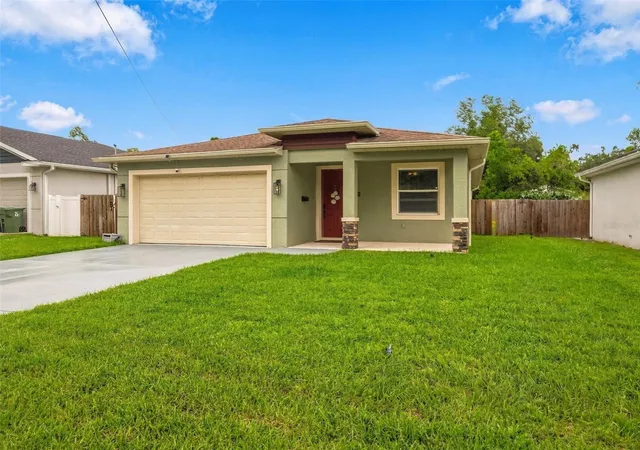 Photo 1 of Single family home for sale at 3518 E 27th Avenue, Tampa, FL 33605 | MLS# TB8555473 | Listing updated on 2026-10-07