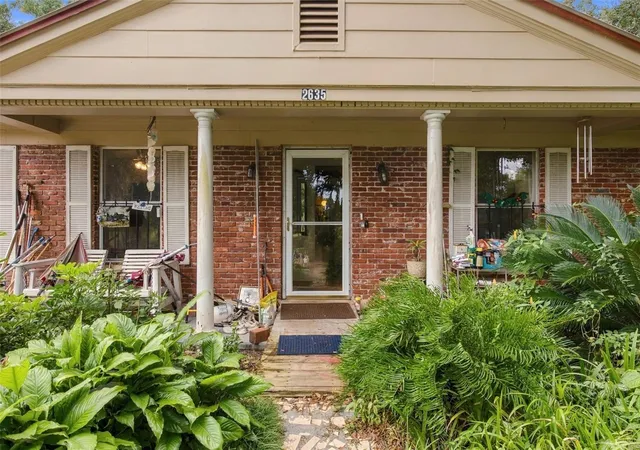 Single family home for sale at 2647 Mcintosh Rd, DOVER, FL 33527 | MLS# L4965589