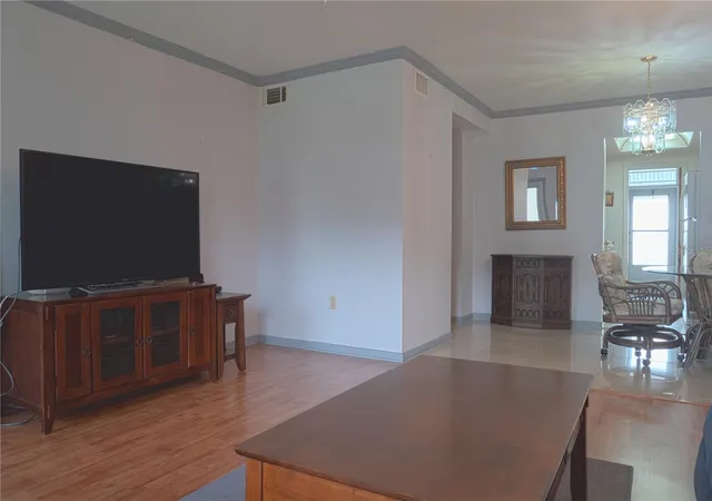 Photo 4 of Condo for sale at 5900 21st Street N #6, Saint Petersburg, FL 33714 | MLS# TB8555479 | Listing updated on 2026-10-07