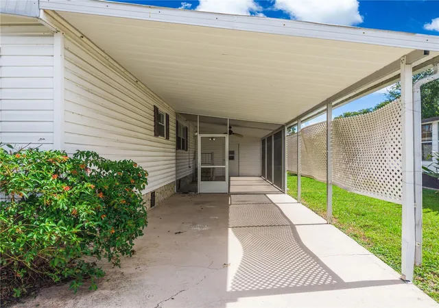 Photo 4 of Manufactured home for sale at 2537 Longpine Ln, Saint Cloud, FL 34772 | MLS# S5158983 | Listing updated on 2026-10-15